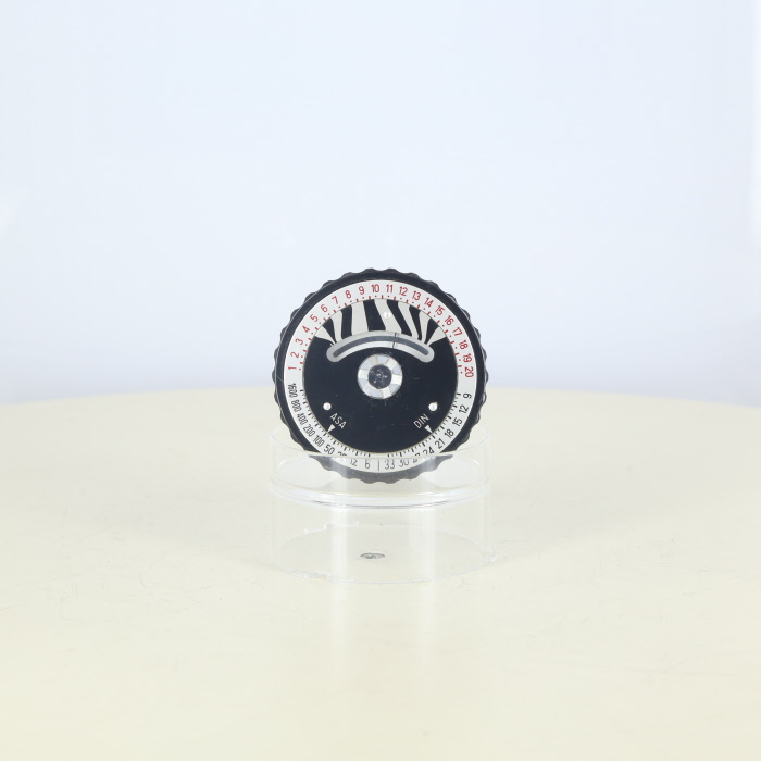 �y���Áz(�n�b�Z���u���b�h) HASSELBLAD �m�u���[�^�[