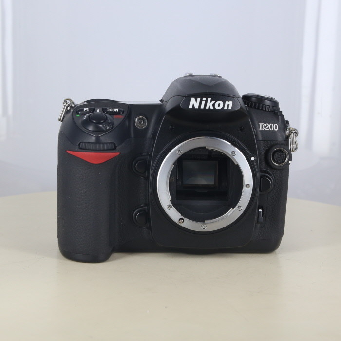 中古】(ニコン) Nikon D200 ボディ｜ナニワグループオンライン