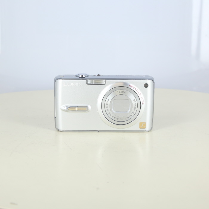 �y���Áz(�p�i�\�j�b�N) Panasonic DMC-FX07