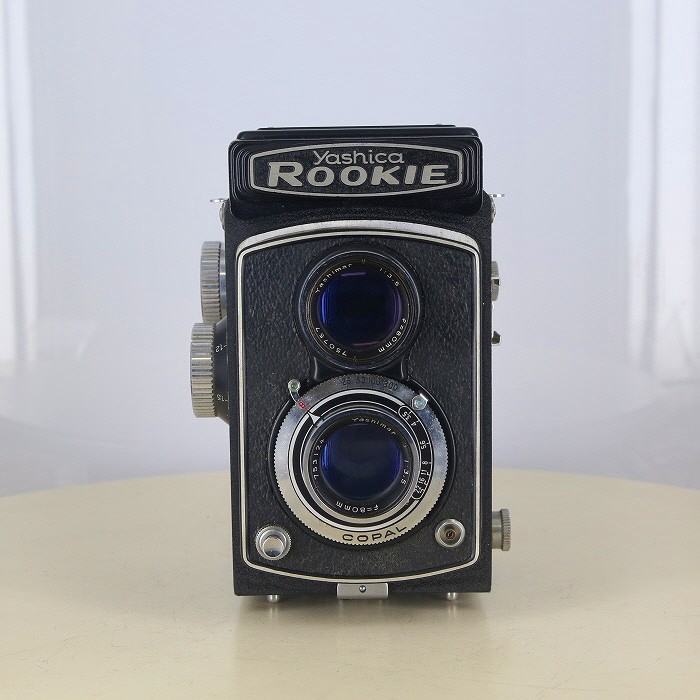 �y���Áz(���V�J) YASHICA ROOKIE