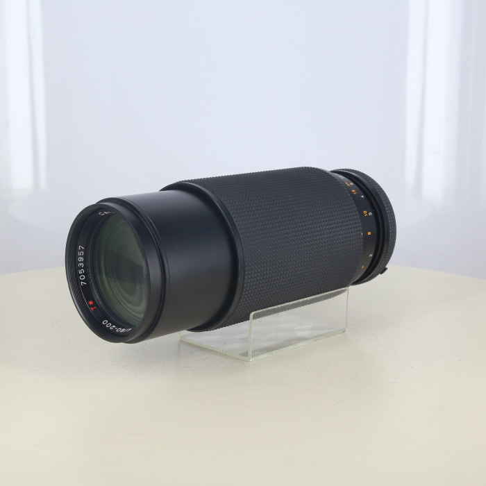 yÁz(R^bNX) CONTAX oI]i[ T* 80-200/4 MMJ