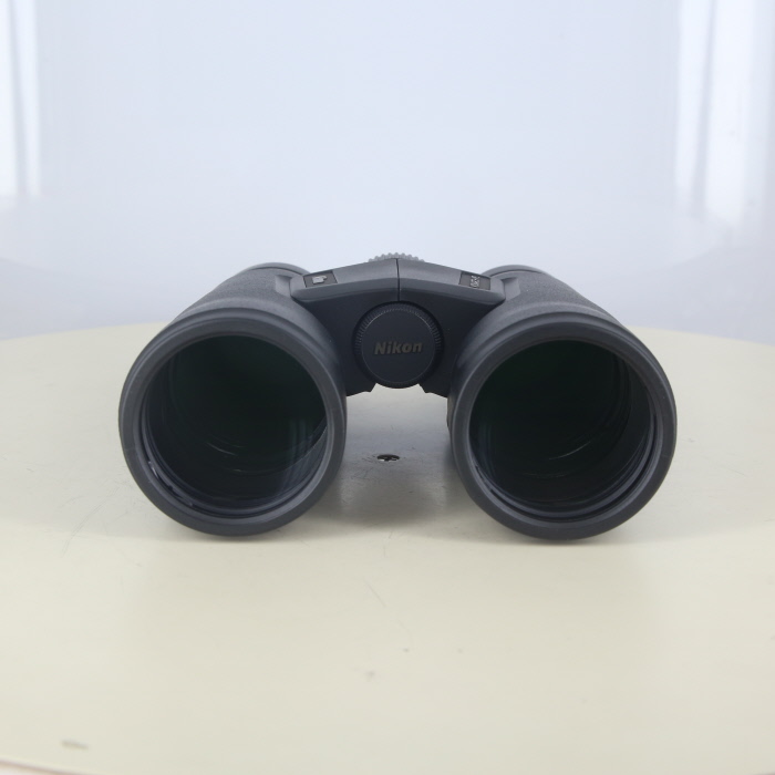 yÁz(jR) Nikon MONARCH M5 8X42