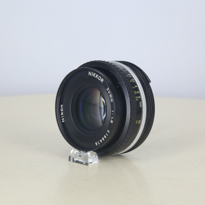 【中古】(ニコン) Nikon Ai-s 50/1.8
