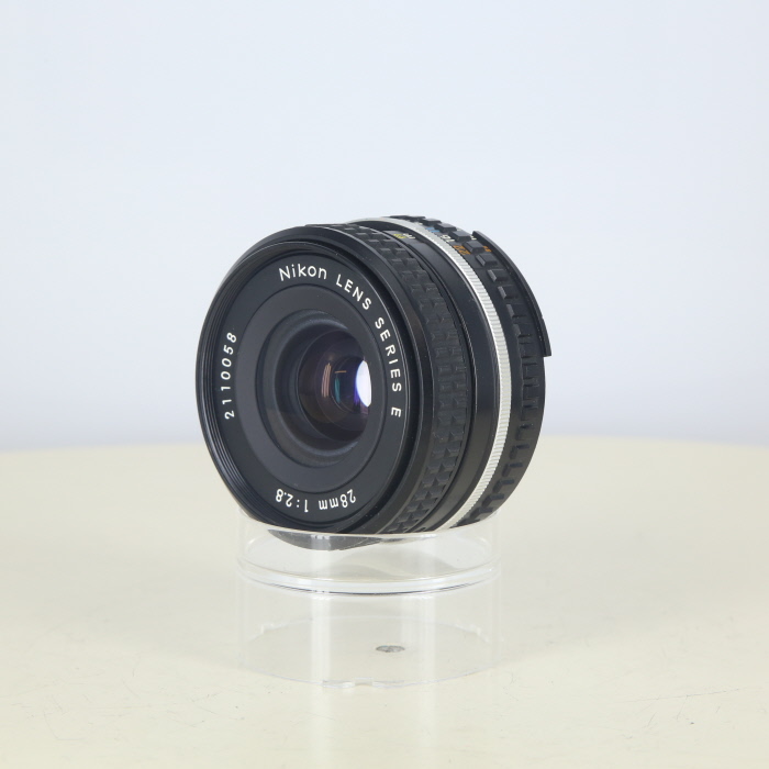 �y���Áz(�j�R��) Nikon �V���[�YE28/2.8