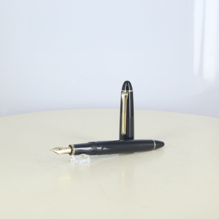 �y���Áz(�Z�[���[) sailor FOUNDED 1911