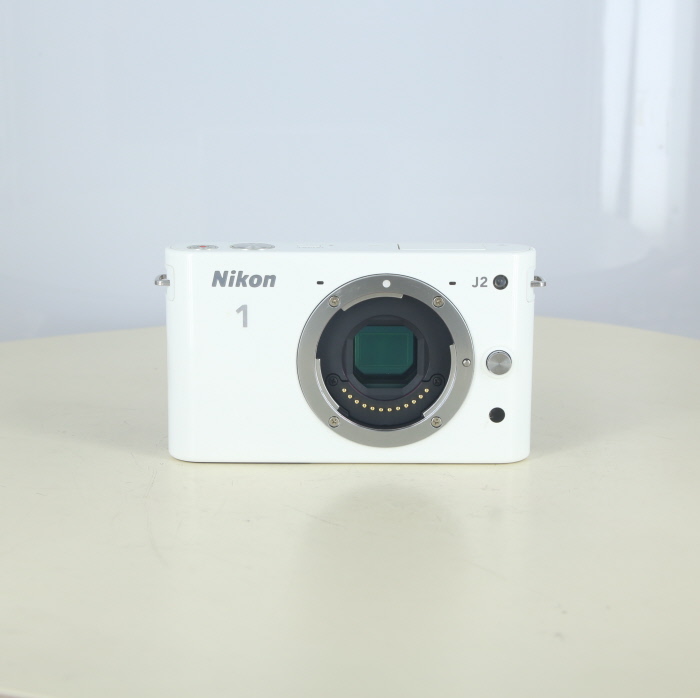 �y���Áz(�j�R��) Nikon Nikon1 J2 BODY