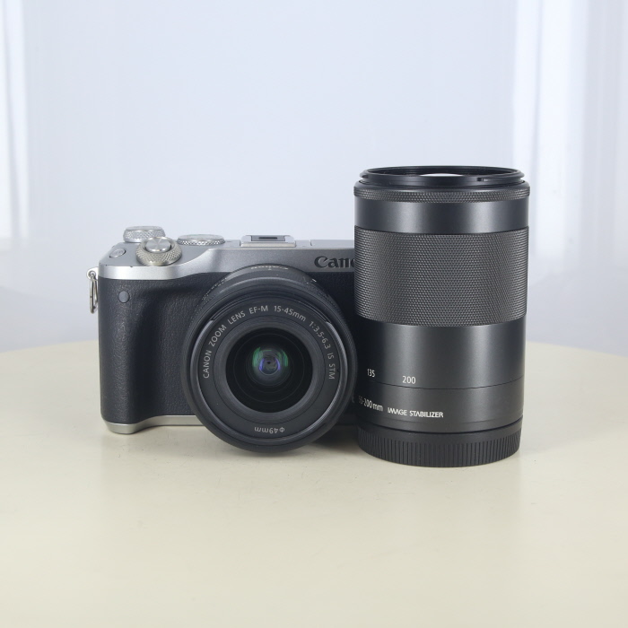 �y���Áz(�L���m��) Canon �L���m�� EOS M6 �_�u���Y�[���L�c�g �V���o�[
