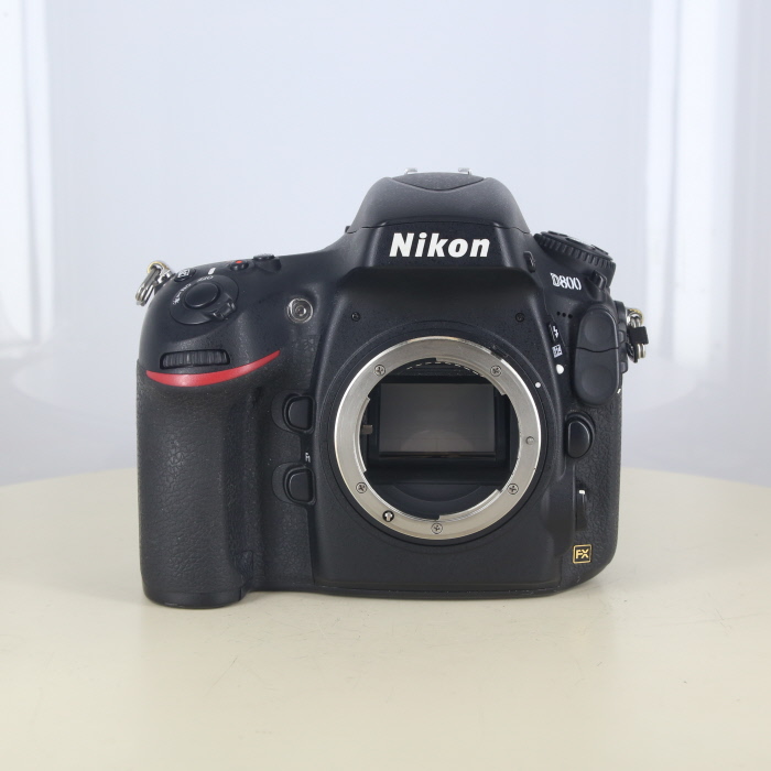 中古】(ニコン) Nikon D800 ボデイ ※シャッター回数約78,400｜ナニワ