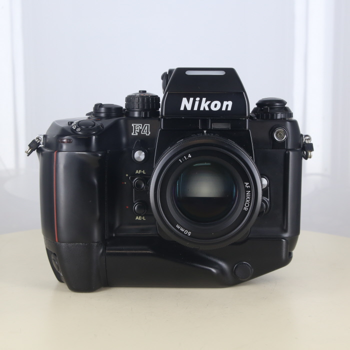 �y���Áz(�j�R��) Nikon F4+50/1.4+MB-21
