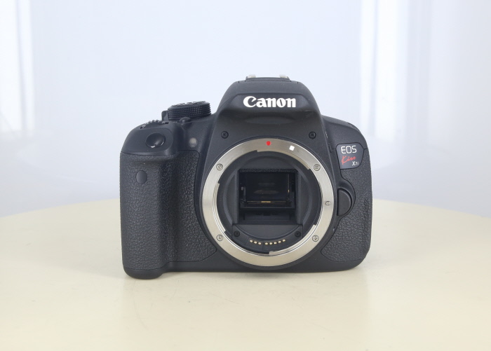 【中古】(キヤノン) Canon EOS KISS X7i ボディ