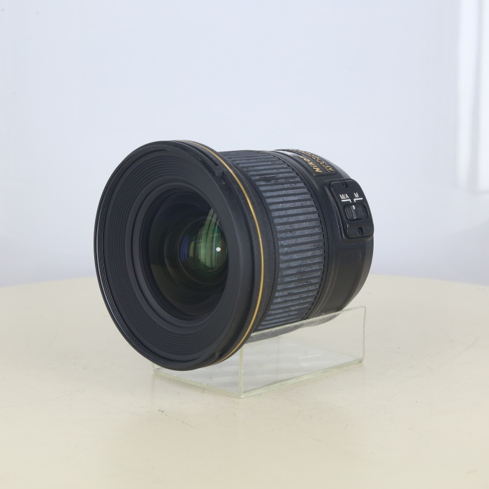 �y���Áz(�j�R��) Nikon AF-S 20/1.8G ED