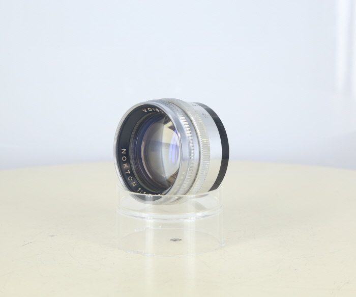 �y���Áz(�t�H�N�g�����_�[) Voigtlander �m�N�g��50/1.5(�v���~�l���g)