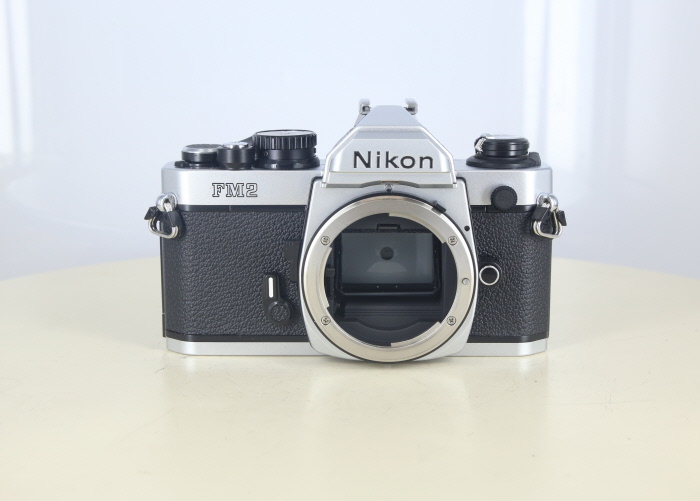 �y���Áz(�j�R��) Nikon NewFM2 �V���o�[