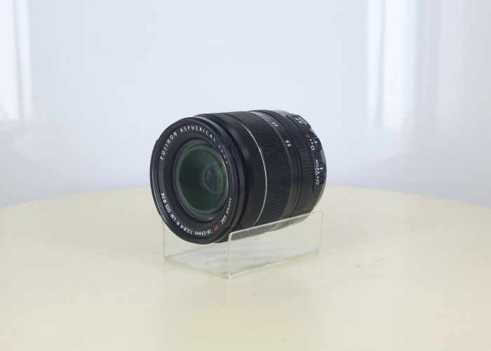 �y���Áz(�t�W�t�C����) FUJIFILM XF18-55/F2.8-4 R LM OIS