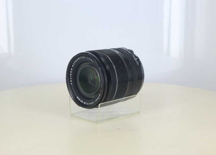 �y���Áz(�t�W�t�C����) FUJIFILM XF18-55/F2.8-4 R LM OIS