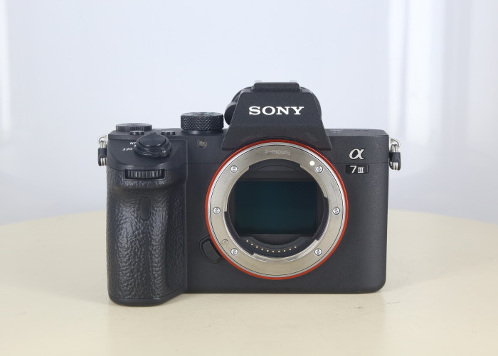 �y���Áz(�\�j�[) SONY ��7III [ILCE-7M3]