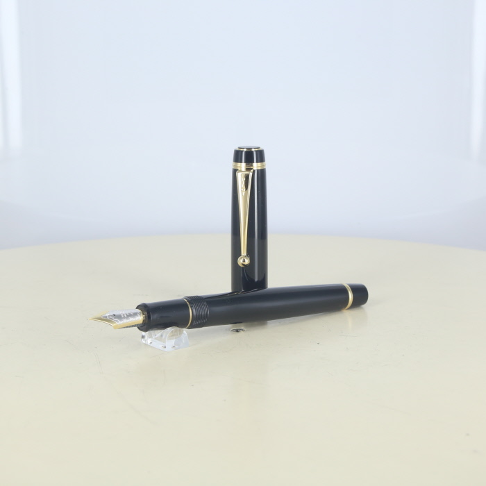 �y���Áz(�p�C���b�g) PILOT �J�X�^��845 ����