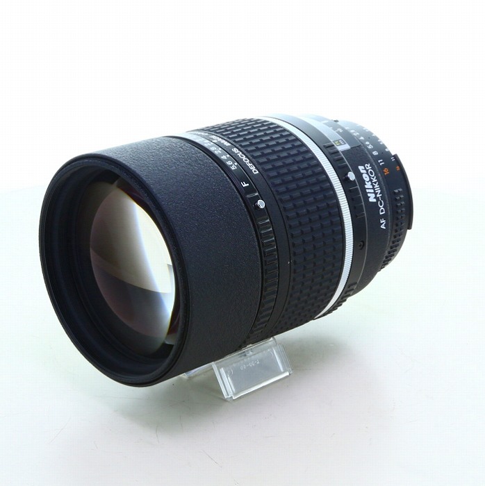 yÁz(jR) Nikon AI AF DC 135/2D