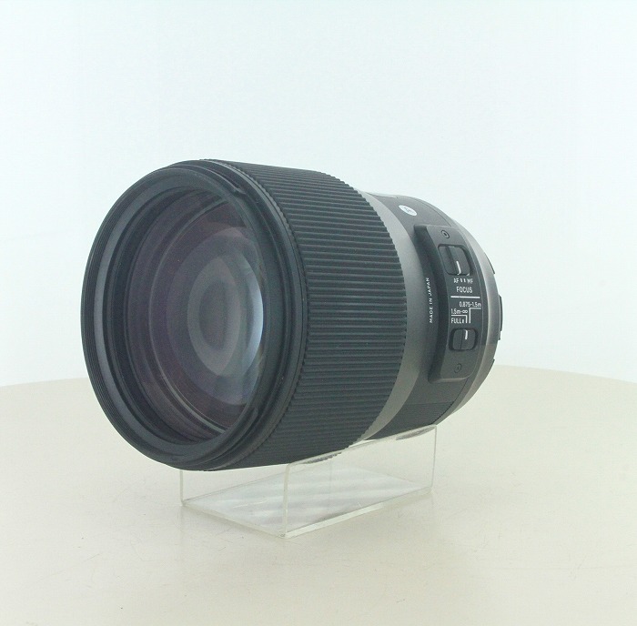 【中古】(シグマ) SIGMA 135/F1.8 DG HSM ART EO