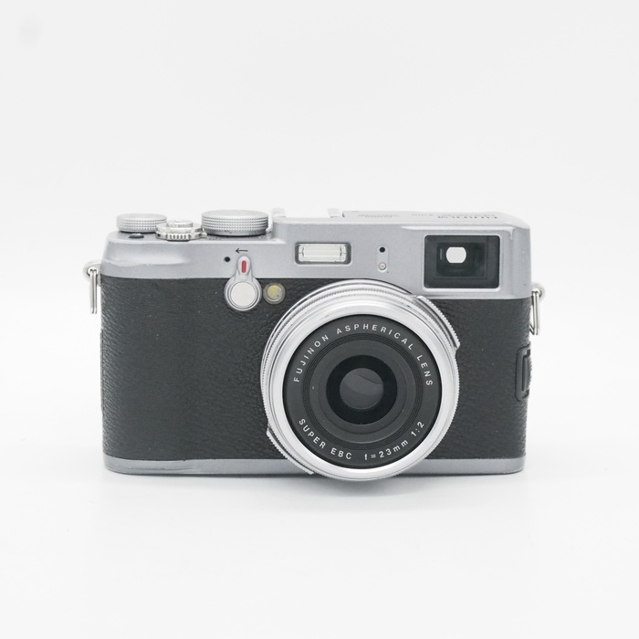 �y���Áz(�t�W�t�C����) FUJIFILM FX-X100 FinePix X100