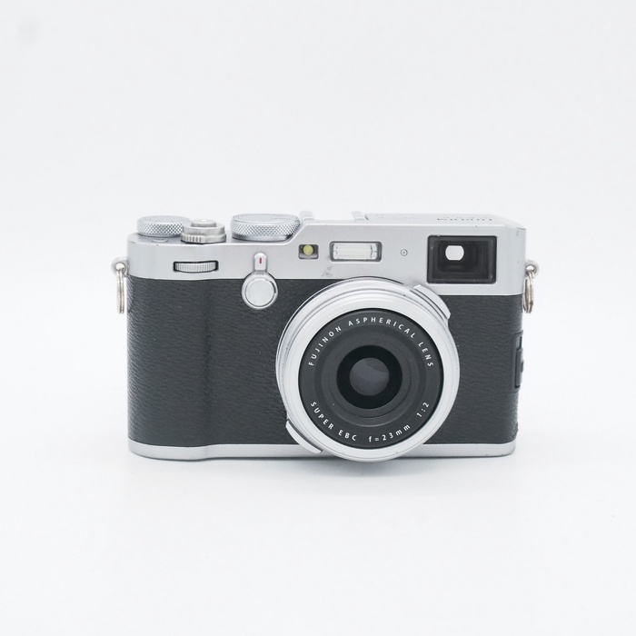 【中古】(フジフイルム) FUJIFILM X100F-S シルバー ※充電器無シ