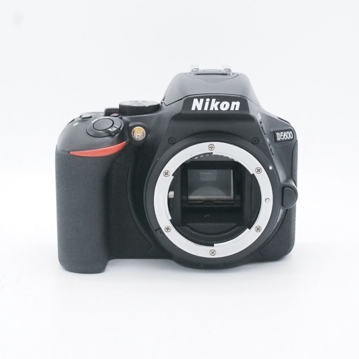 【中古】(ニコン) Nikon D5600 ボデイ