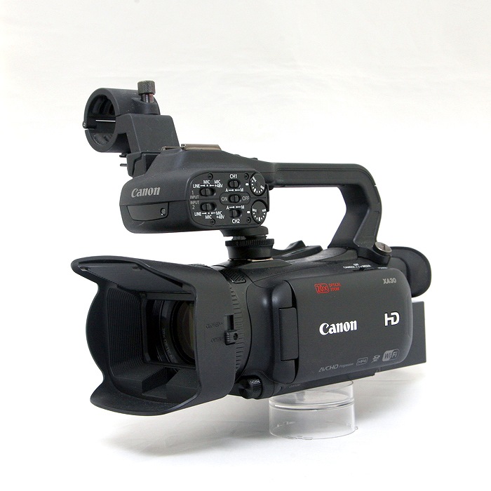 �y���Áz(�L���m��) Canon XA30 HD�r�f�I�J����+HDU-1�n���h�����j�b�g(NTSC)