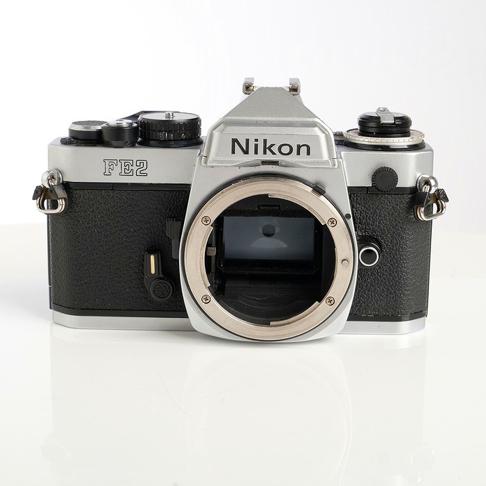 超美品 NIKON ニコン FE2 シルバー モルト新品交換済 M467 中古】(ニコン) Nikon FE2 シルバー｜ナニワグループオンライン