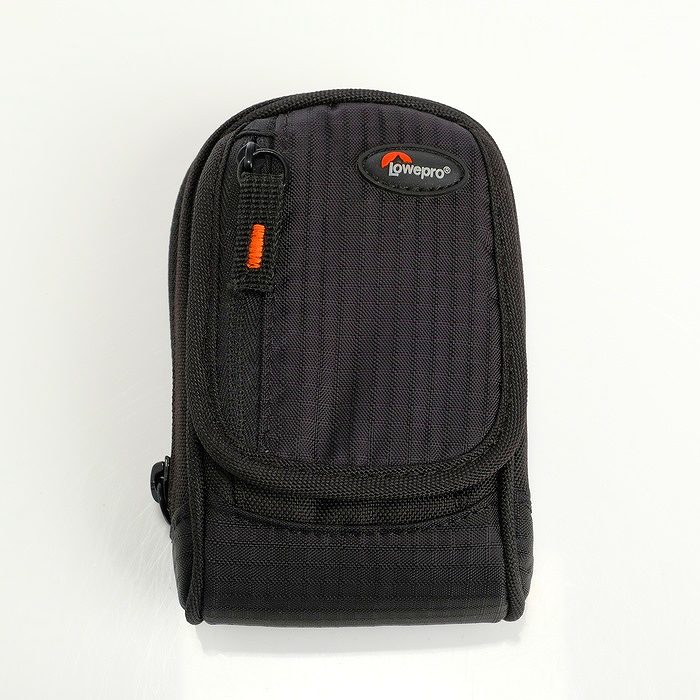 �y���Áz(���[�v��) Lowepro ���c�W30 �u���c�N