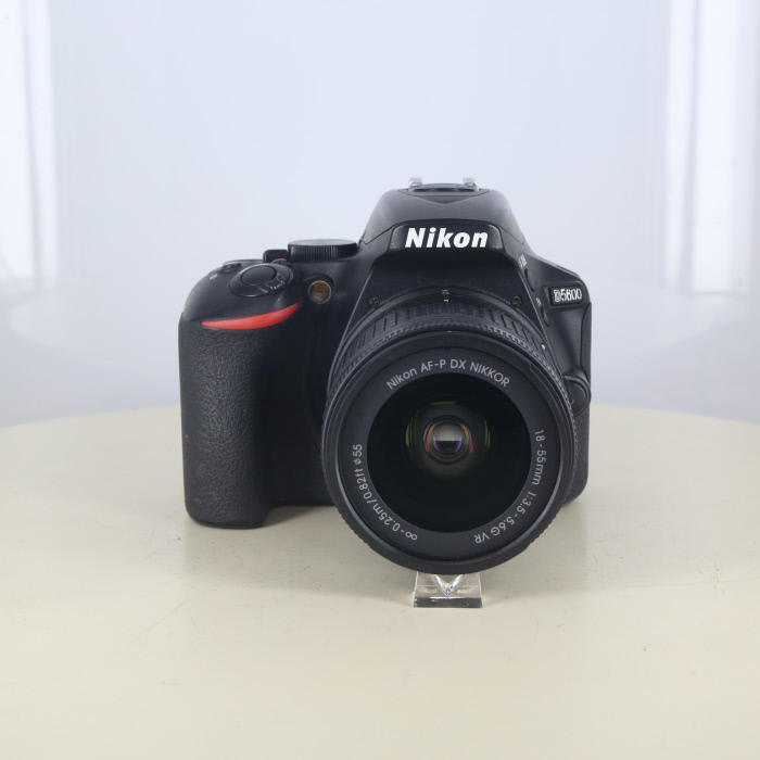 �y���Áz(�j�R��) Nikon D5600 18-55VR �����Y�L�c�g