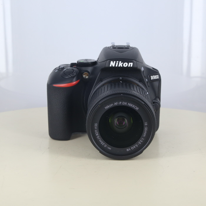 �y���Áz(�j�R��) Nikon D5600 18-55VR �����Y�L�c�g