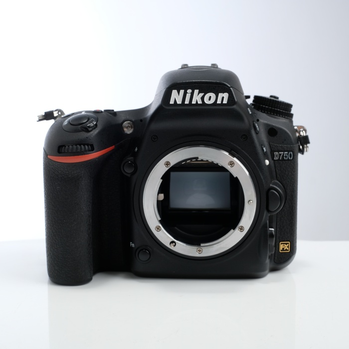 【中古】(ニコン) Nikon D750 ボデイ