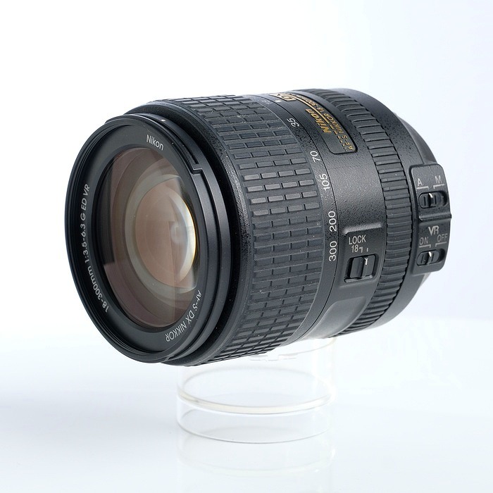 �y���Áz(�j�R��) Nikon AF-S DX 18-300/F3.5-6.3G ED VR