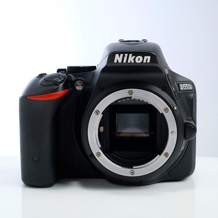 �y���Áz(�j�R��) Nikon D5500 �{�f�C �u���c�N