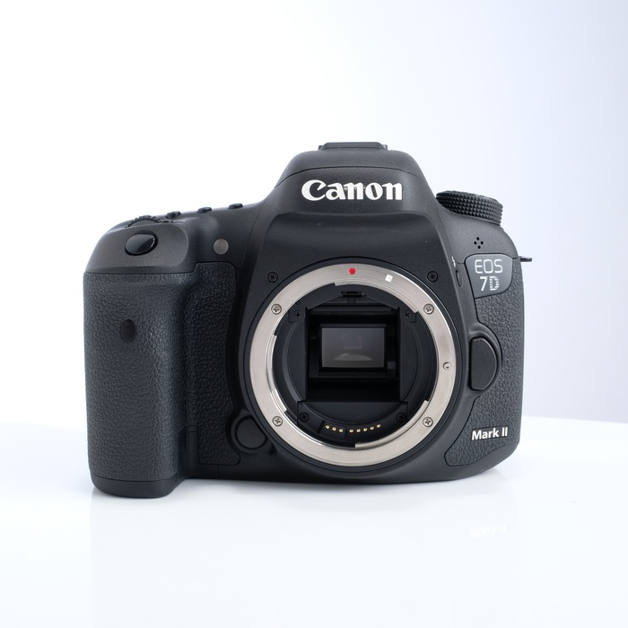 【中古】(キヤノン) Canon EOS 7D MARK2 ボデイ