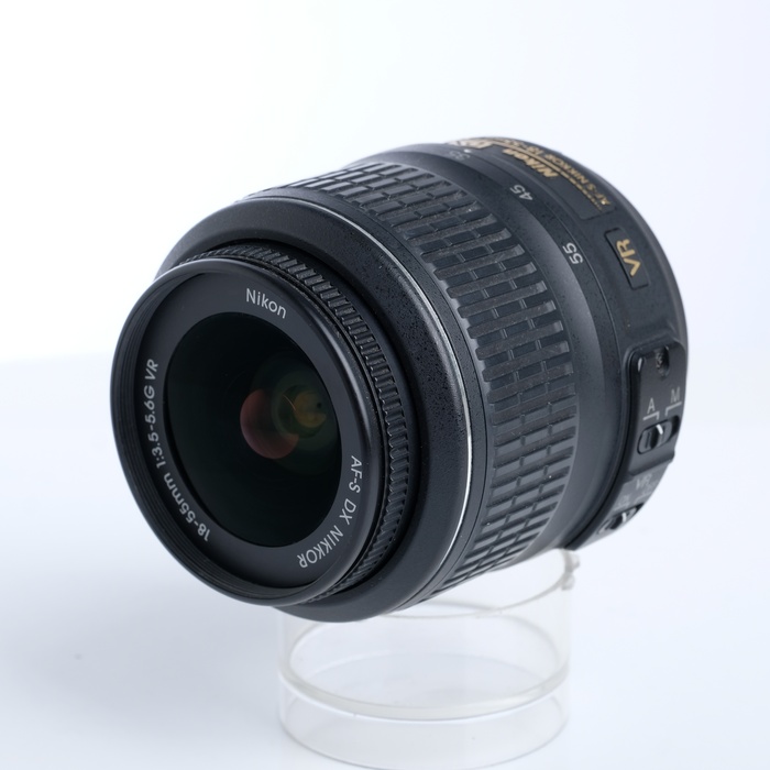 �y���Áz(�j�R��) Nikon AF-S DX 18-55/3.5-5.6G VR