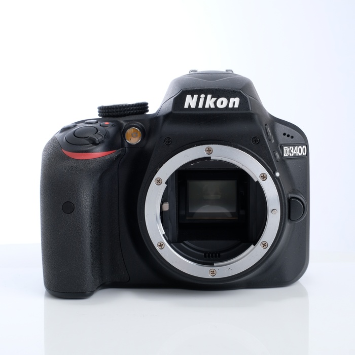 �y���Áz(�j�R��) Nikon D3400 �{�f�C �u���c�N