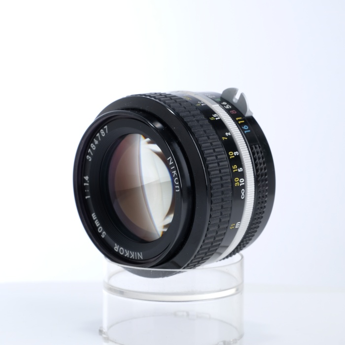 �y���Áz(�j�R��) Nikon New NIKKOR 50/1.4