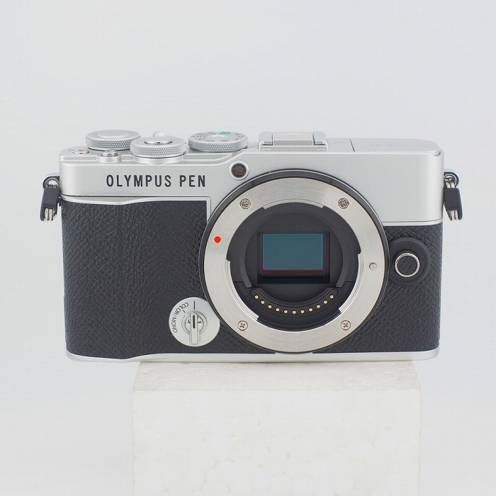 �y���Áz(�I�[�G���V�X�e��) OM SYSTEM E-P7 �V���o�[