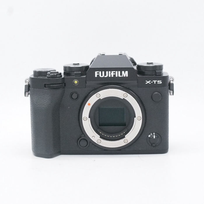【中古】(フジフイルム) FUJIFILM X-T5-B ボデイ