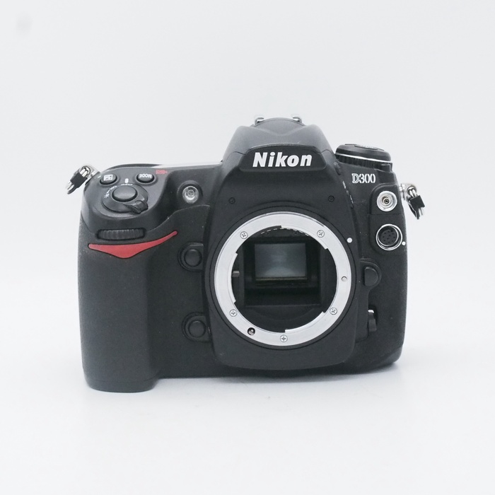 【中古】(ニコン) Nikon D300 ボデイ