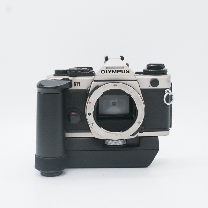 �y���Áz(�I�����p�X) OLYMPUS OM-4 Titan