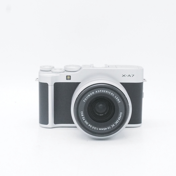 【中古】(フジフイルム) FUJIFILM X-A7 レンズキツト シルバー
