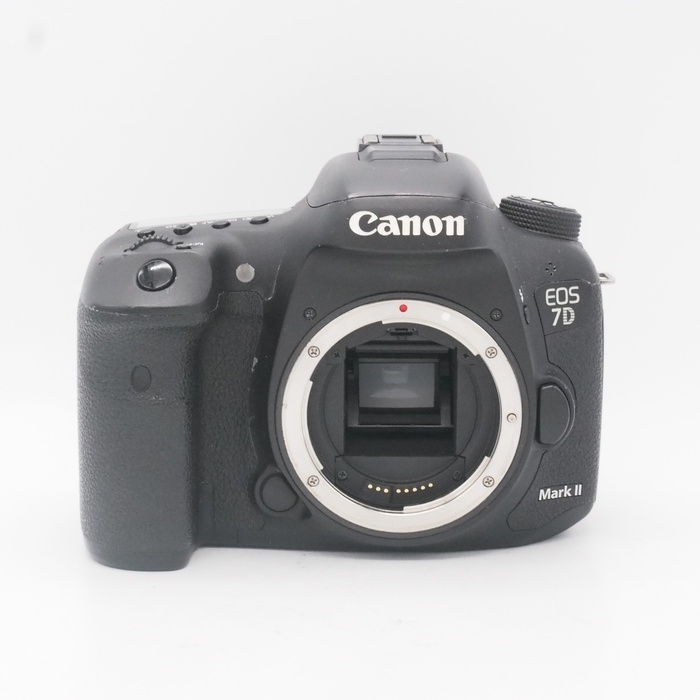 �y���Áz(�L���m��) Canon EOS 7D MARK2 �{�f�C