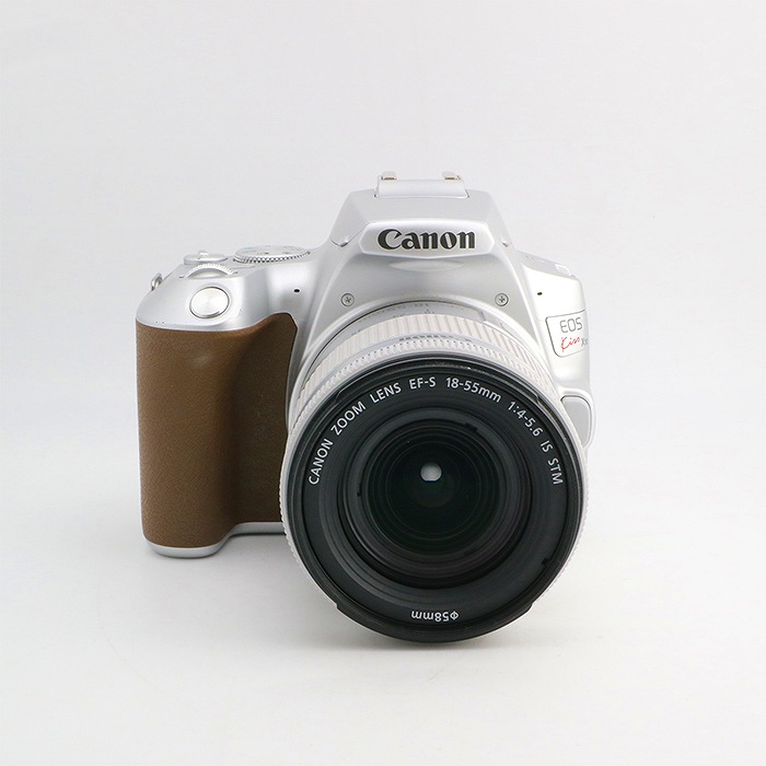【中古】(キヤノン) Canon EOS KISS X10/EF-S18-55 IS STM レンズキツト SL