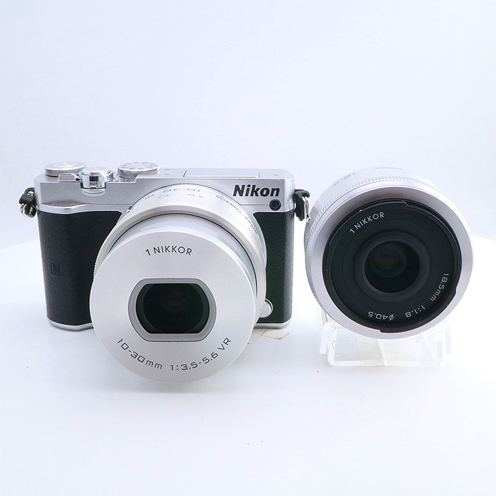 �y���Áz(�j�R��) Nikon 1 J5 �_�u�������Y�L�b�g �V���o�[
