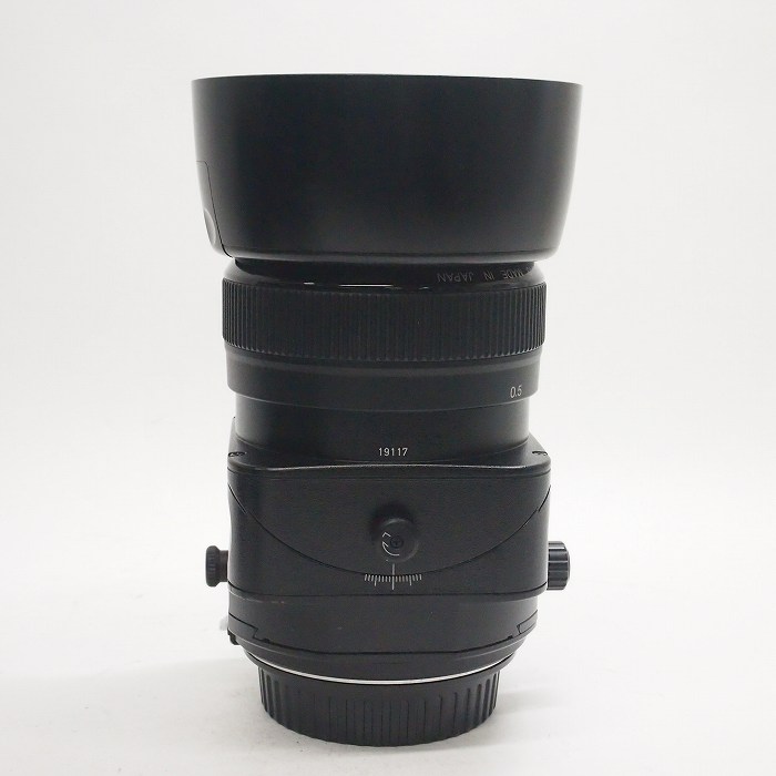 yÁz(Lm) Canon TS-E90/2.8