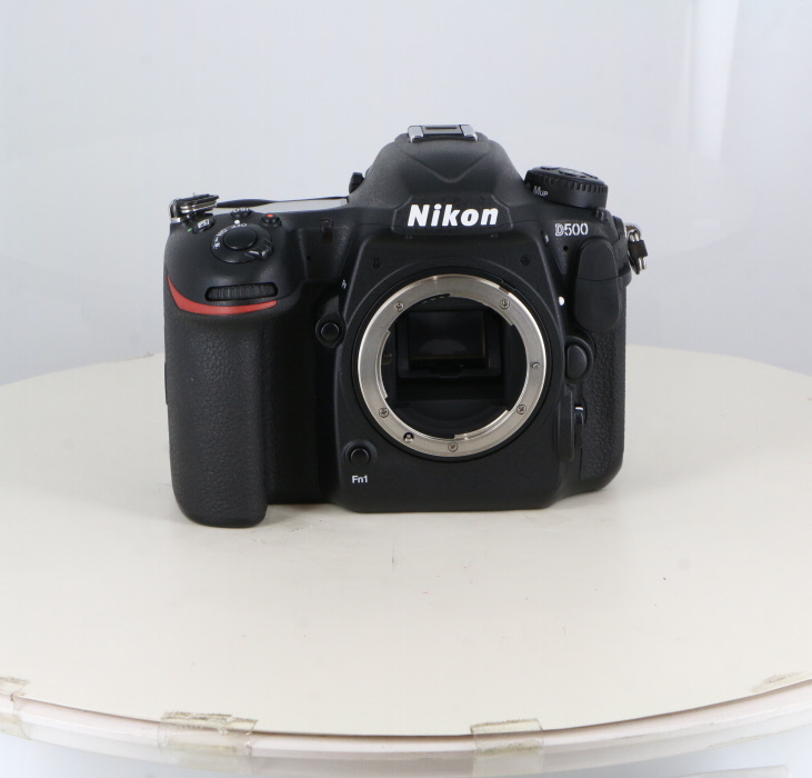 �y���Áz(�j�R��) Nikon D500 �{�f�B