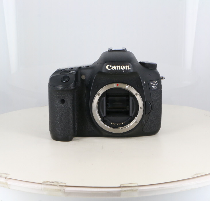 �y���Áz(�L���m��) Canon EOS 7D �{�f�B