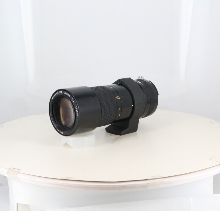 �y���Áz(�j�R��) Nikon Ai 200/4 �}�N��